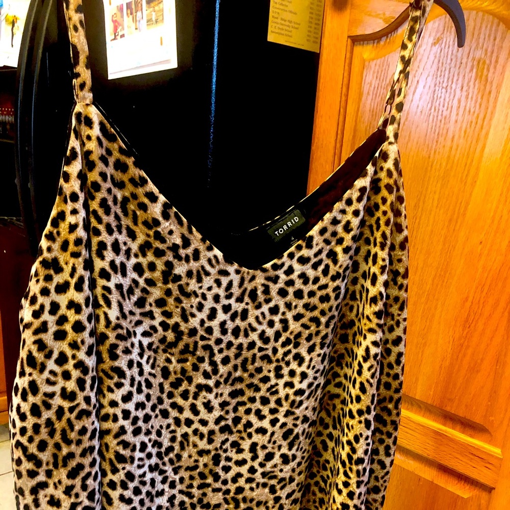 Leopard spaghetti top Torrid 4